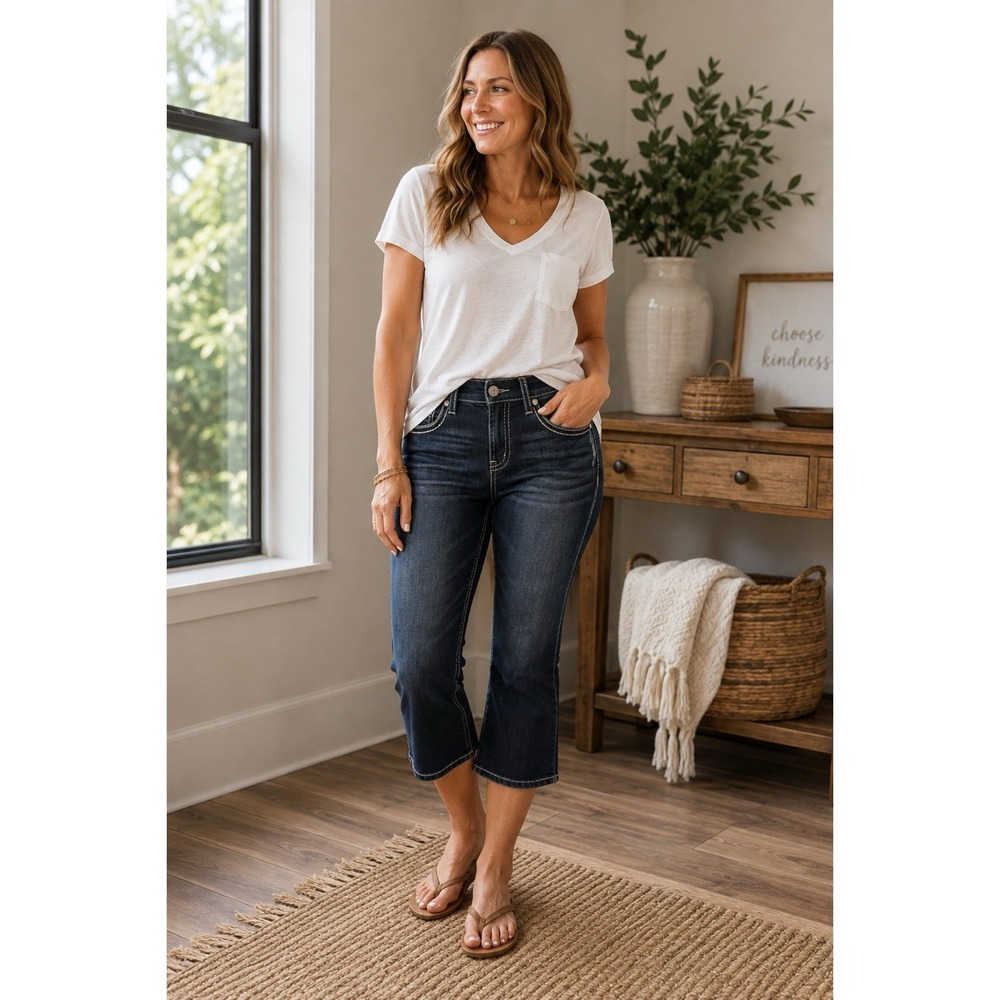 Silver Jeans Co Suki Capri Size 30 Dark Wash Jeans Contrast Stitch Stretch